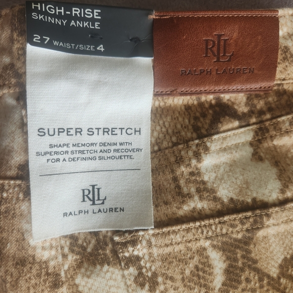 Jeans - Picture 5 of 6